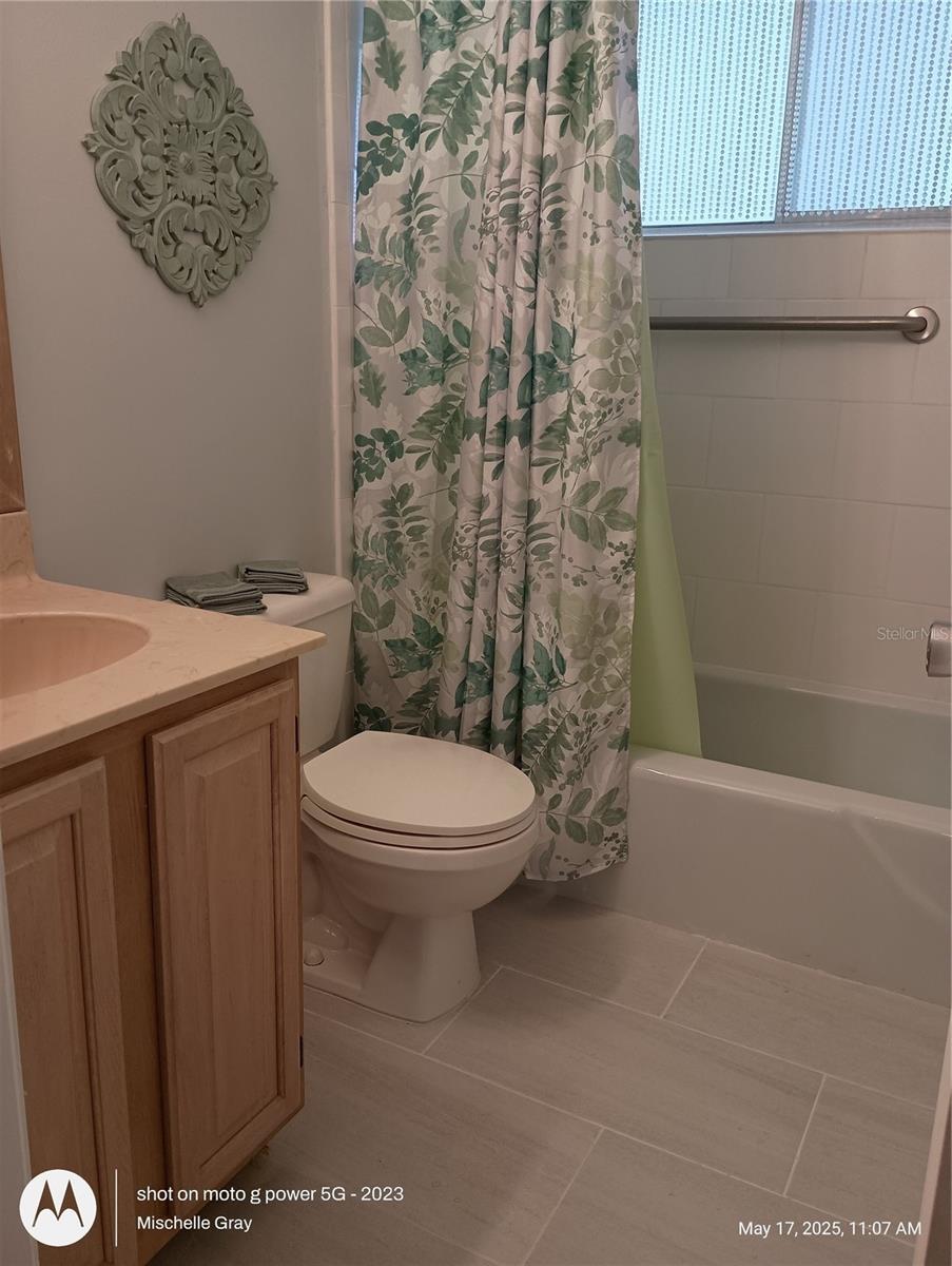 Image 9 of 15 For 2083 Canal Drive L32