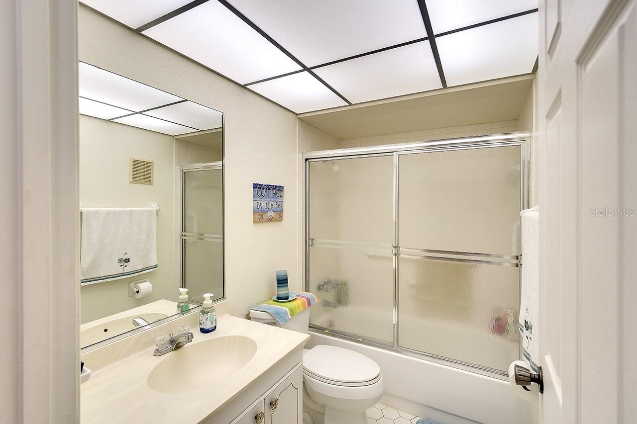 Image 13 of 31 For 1314 57th Street W 1314