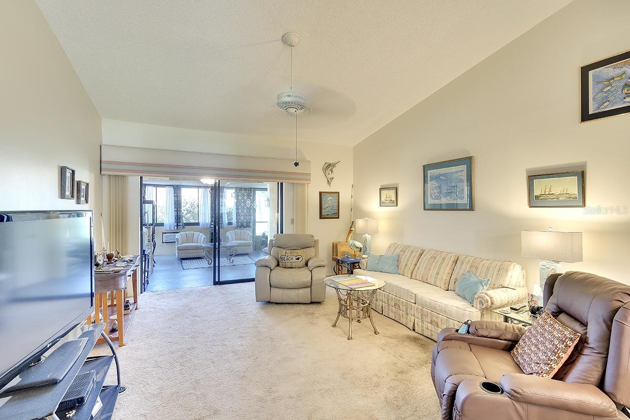 Image 7 of 31 For 1314 57th Street W 1314