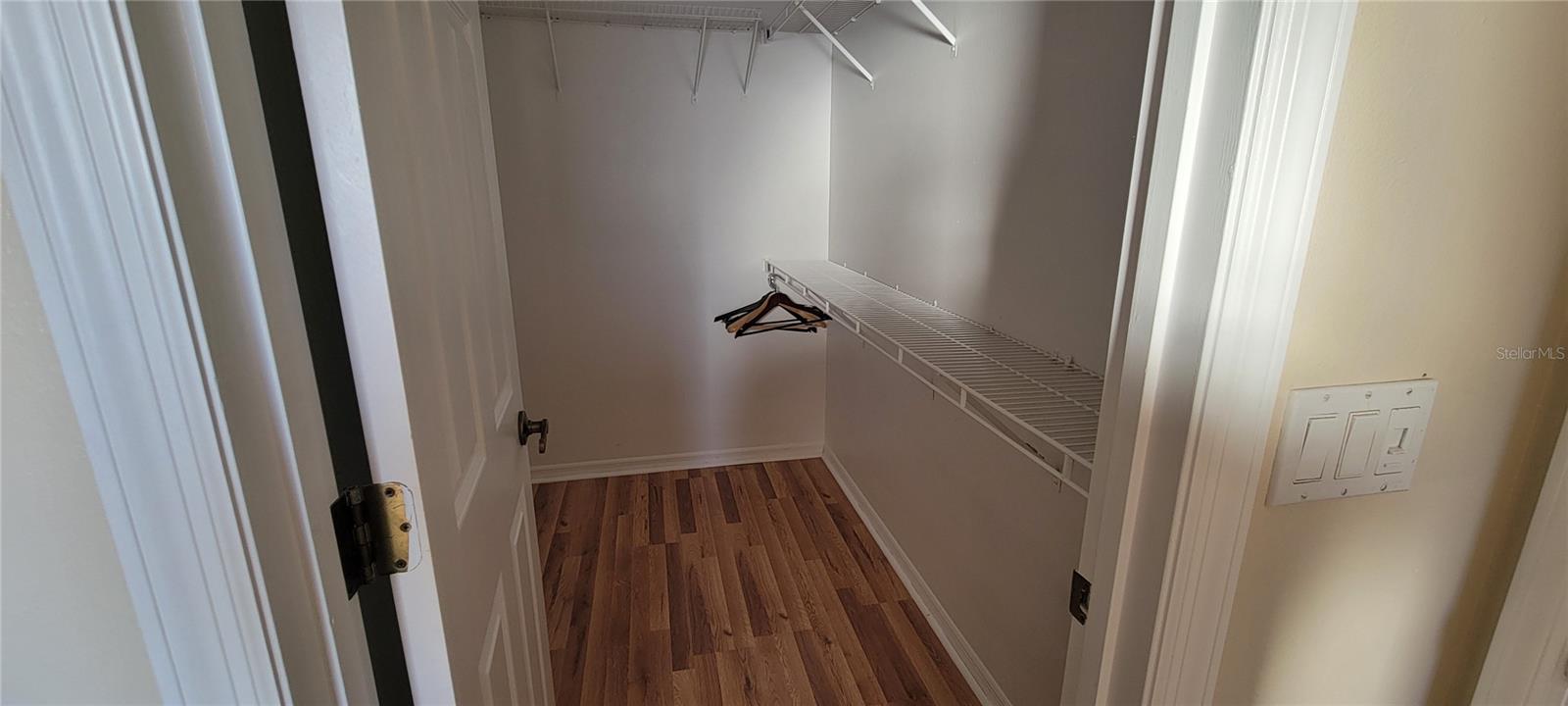 Image 10 of 20 For 7102 52nd Drive E