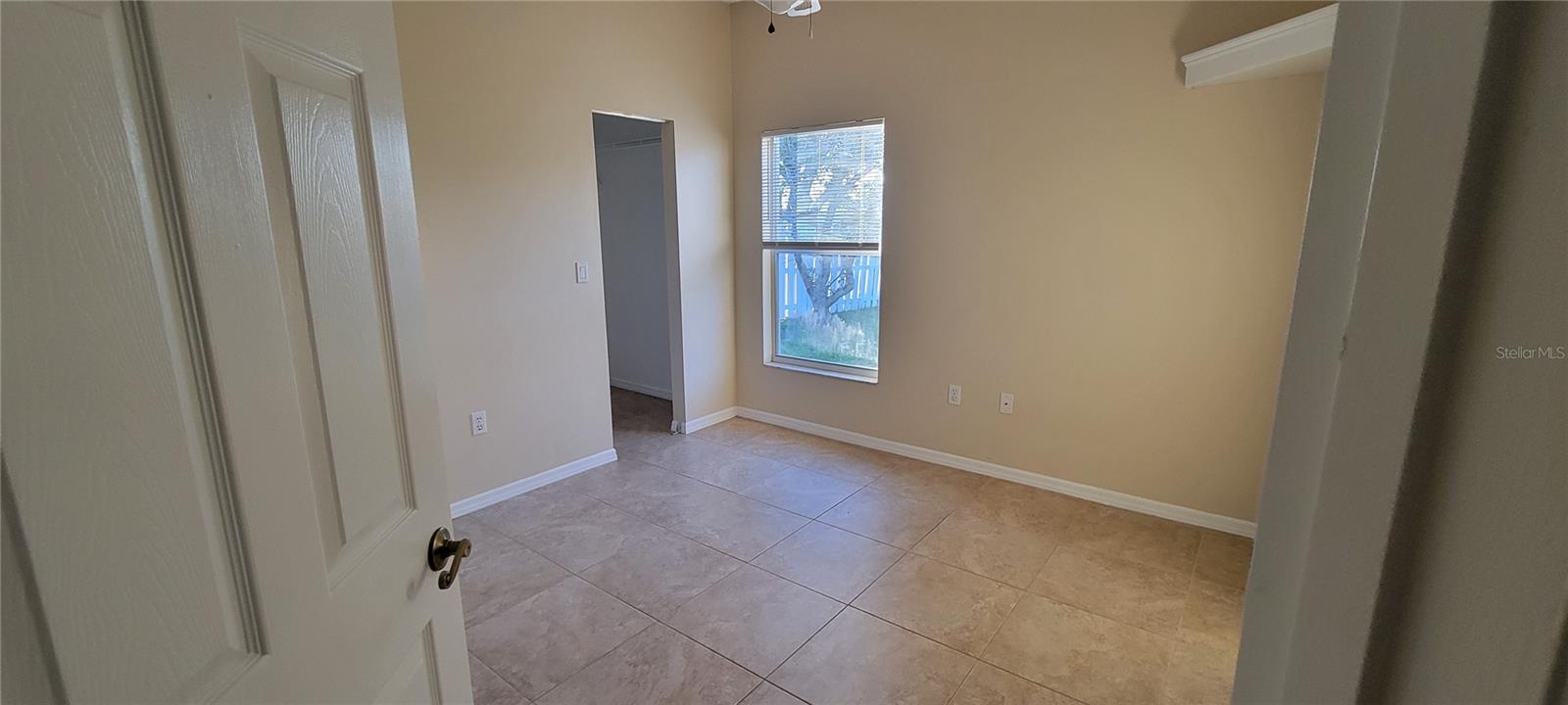 Image 11 of 20 For 7102 52nd Drive E