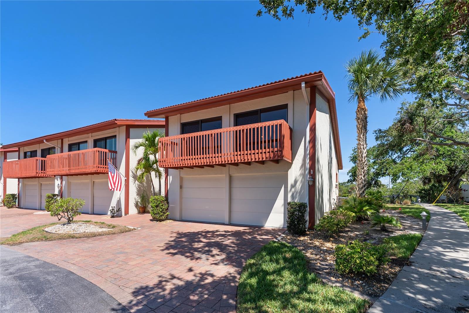 Image 3 of 76 For 709 Sorrento Inlet 709