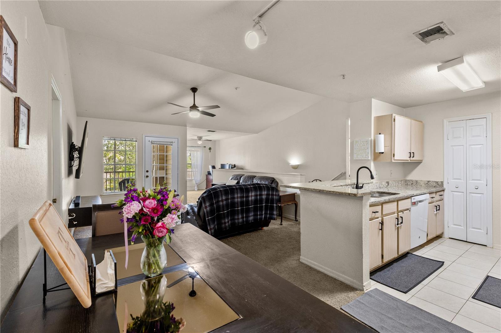 Image 3 of 30 For 8926 Manor Loop 201