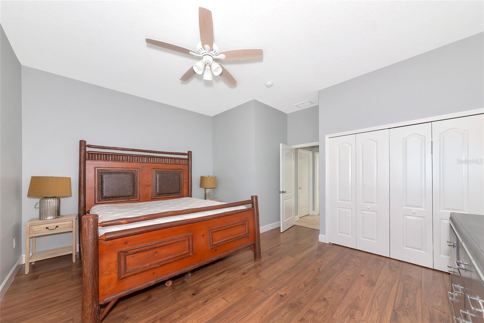 Image 28 of 49 For 6407 213th Street E