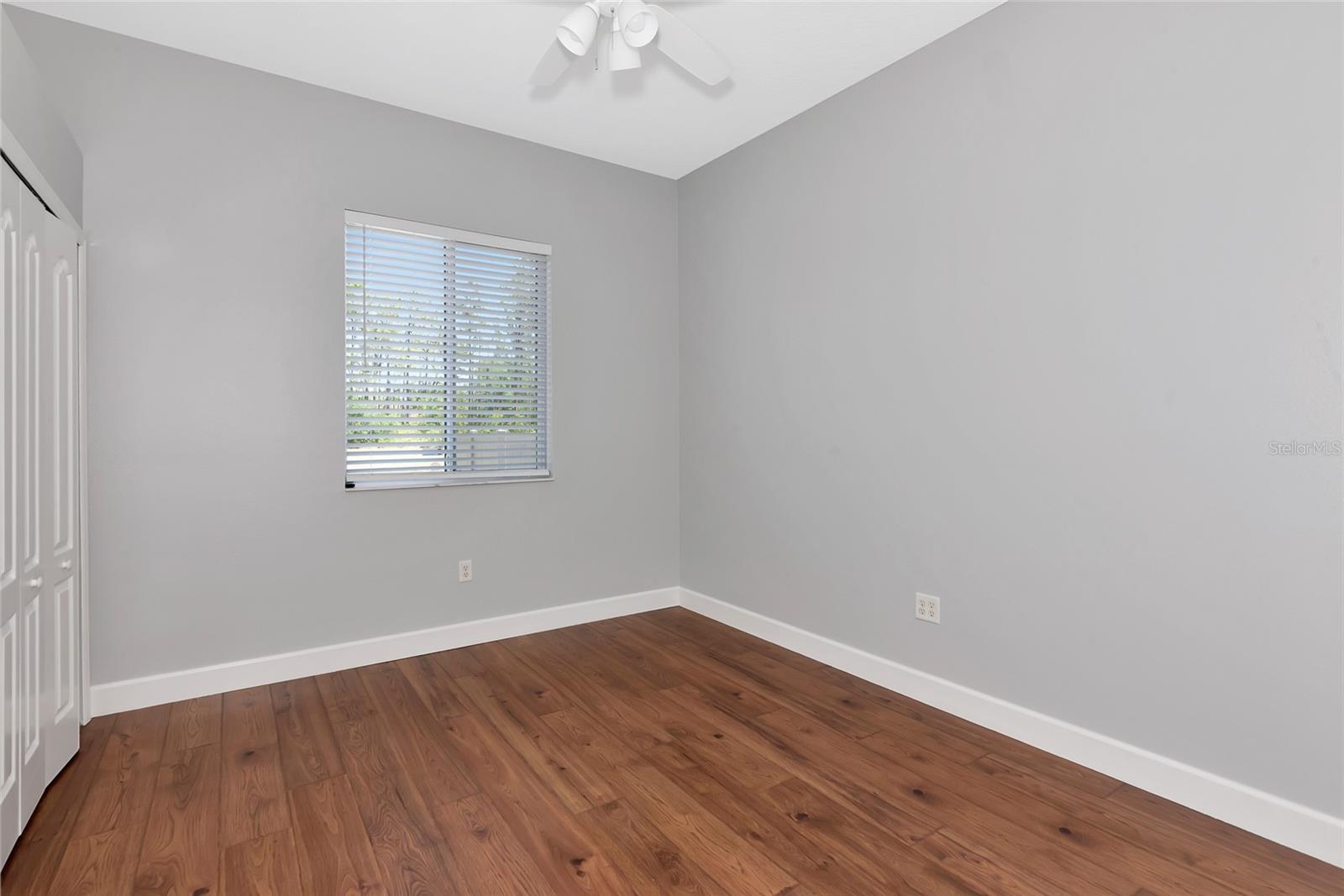 Image 32 of 49 For 6407 213th Street E