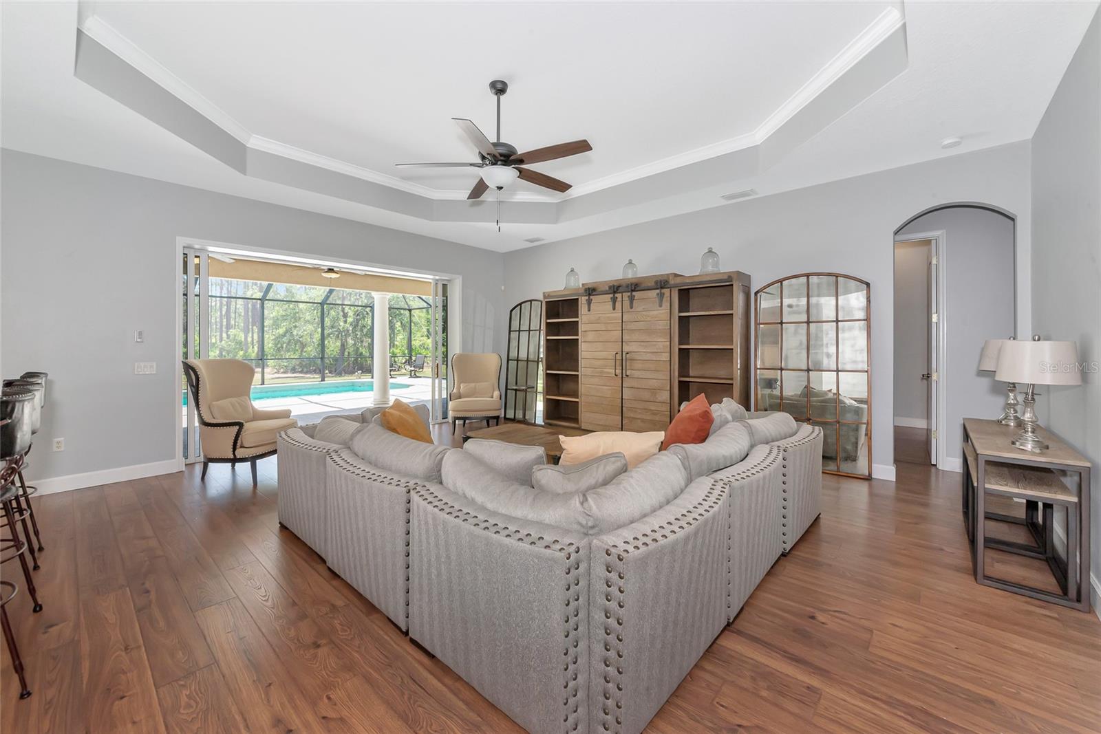 Image 6 of 49 For 6407 213th Street E