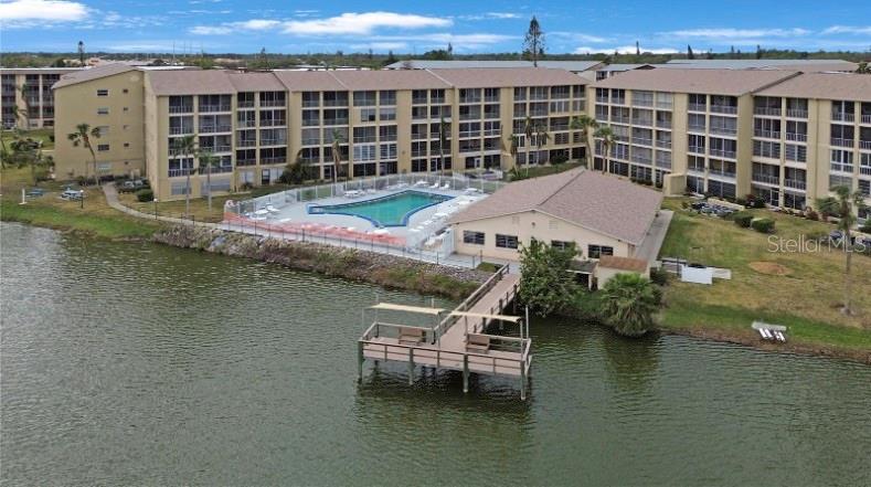 Image 14 of 16 For 3622 Lake Bayshore Drive K302