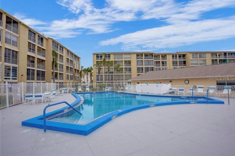 Image 16 of 16 For 3622 Lake Bayshore Drive K302