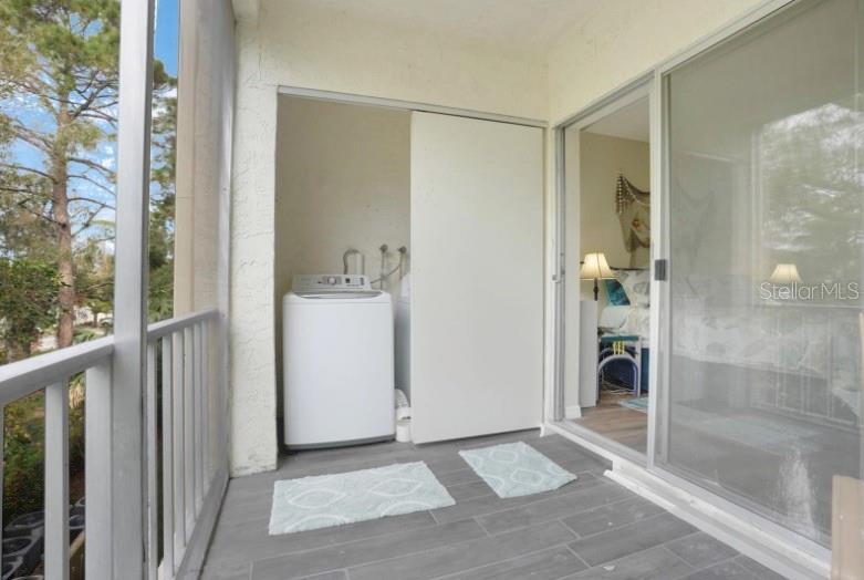 Image 8 of 16 For 3622 Lake Bayshore Drive K302