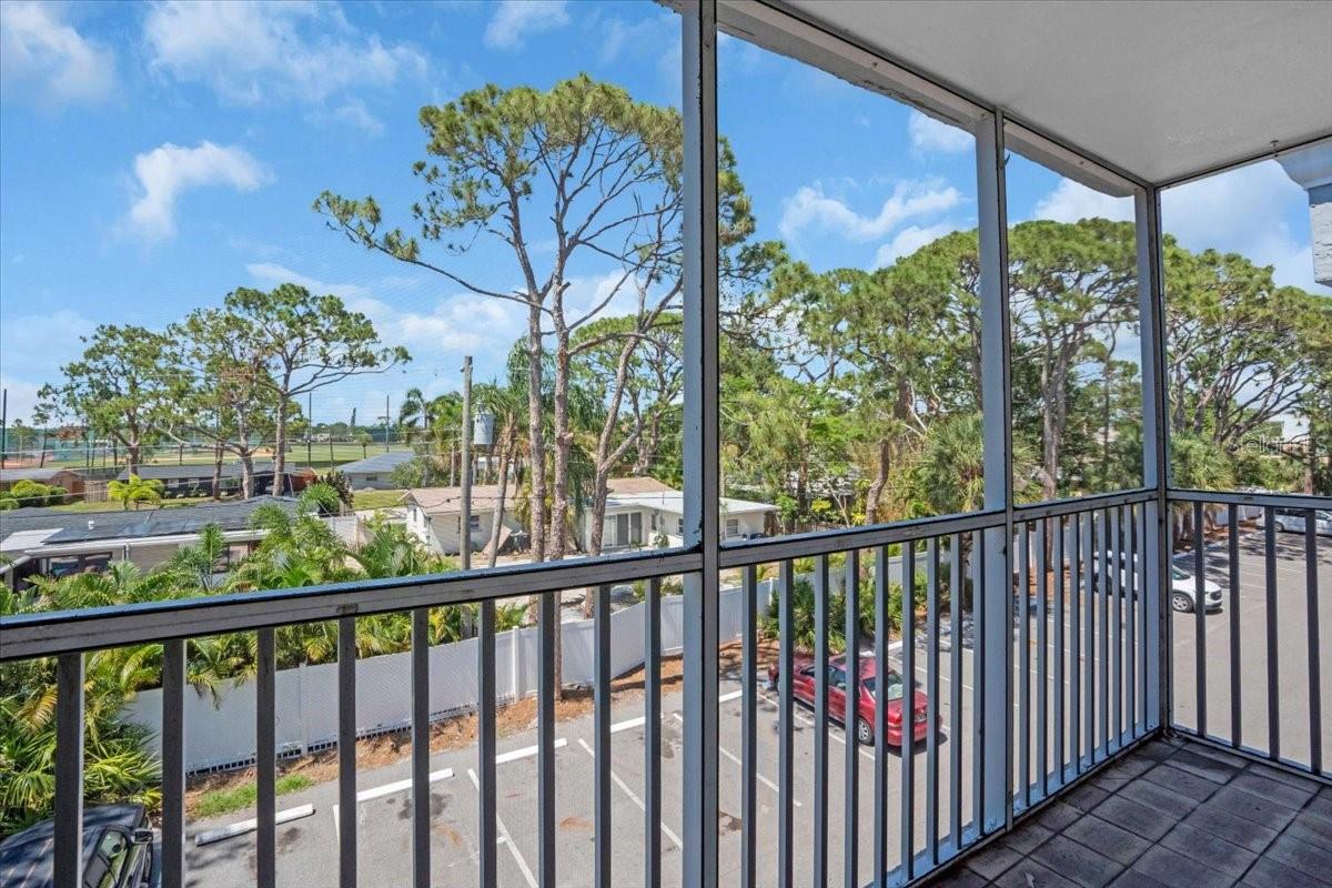 Image 13 of 18 For 2755 Coconut Bay Lane 131