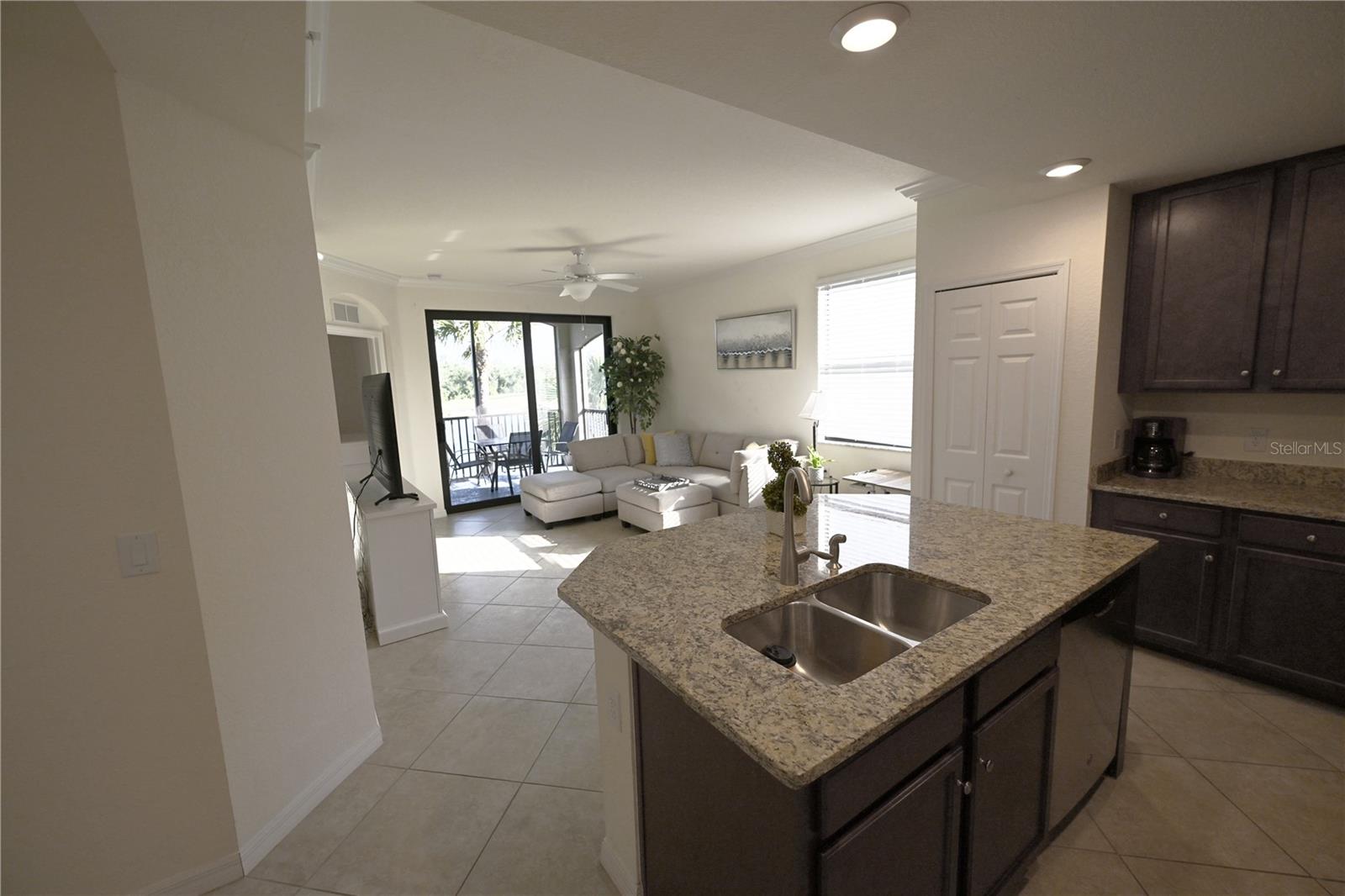 Image 10 of 45 For 16904 Vardon Terrace 208