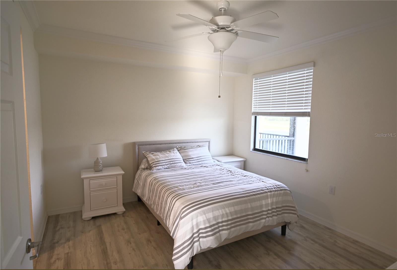 Image 13 of 45 For 16904 Vardon Terrace 208