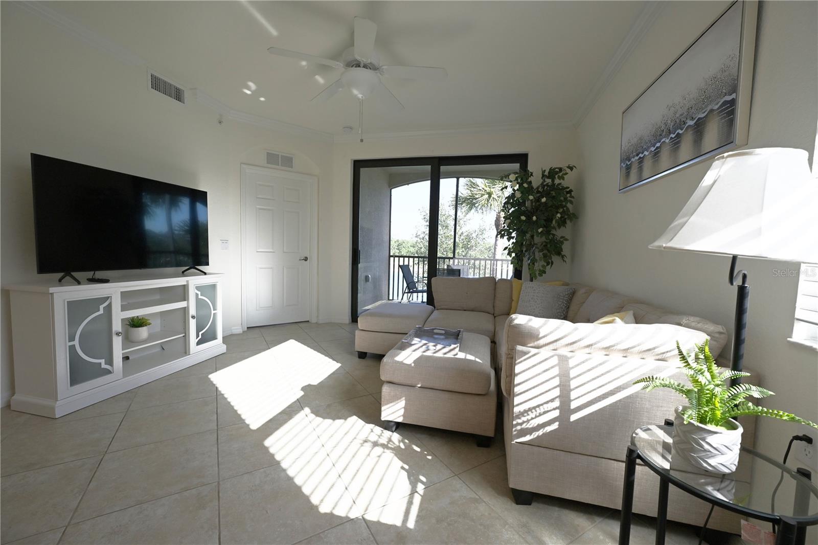 Image 2 of 45 For 16904 Vardon Terrace 208