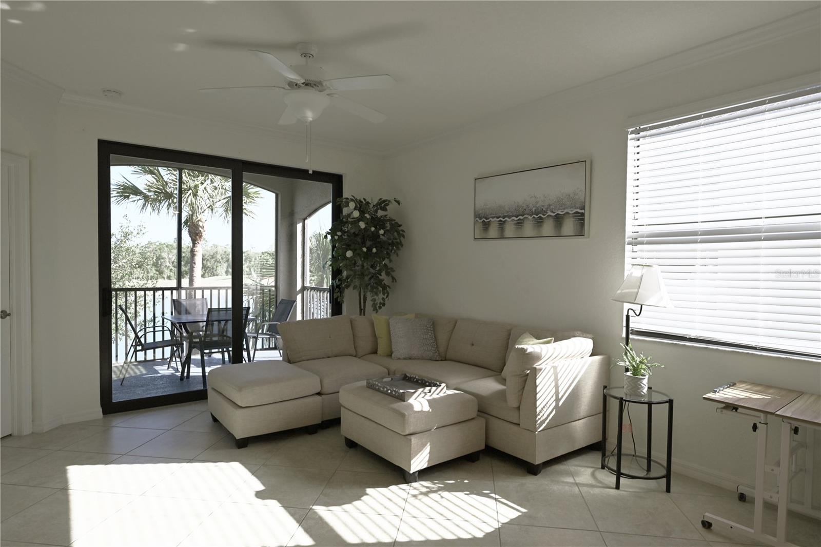 Image 6 of 45 For 16904 Vardon Terrace 208