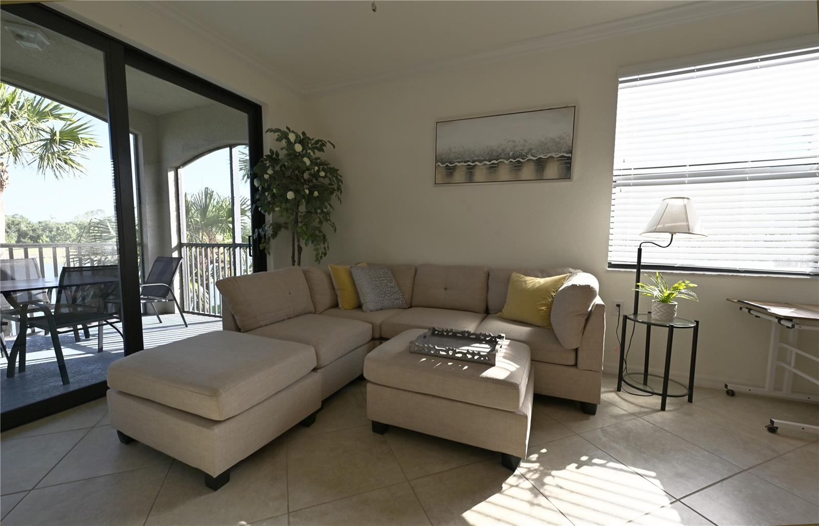 Image 7 of 45 For 16904 Vardon Terrace 208