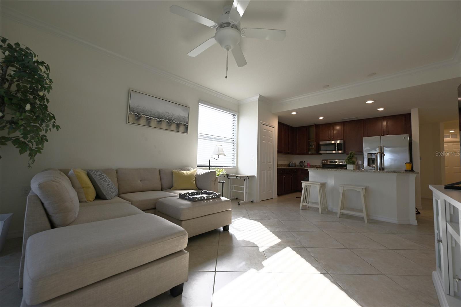 Image 8 of 45 For 16904 Vardon Terrace 208