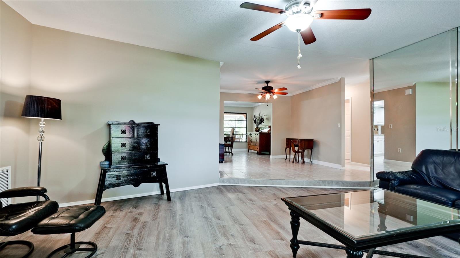 Image 3 of 32 For 4873 Huntleigh Drive