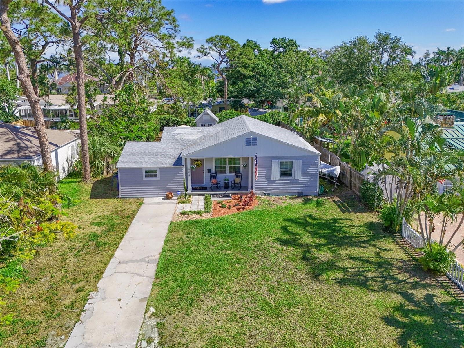 Image 3 of 29 For 3212 Avenue A W