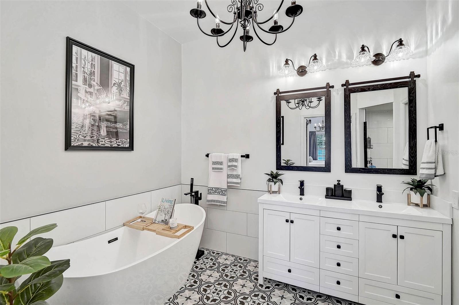 Image 16 of 45 For 7118 Lakeside Drive 7118