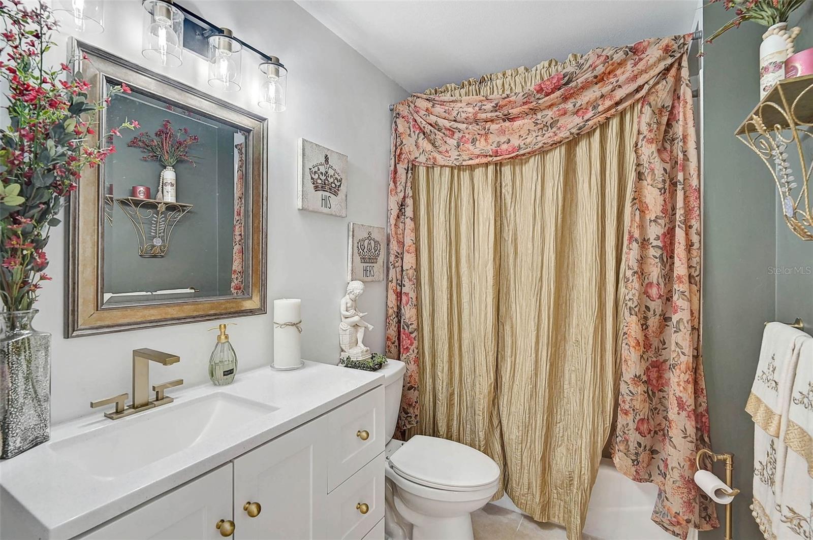 Image 22 of 45 For 7118 Lakeside Drive 7118