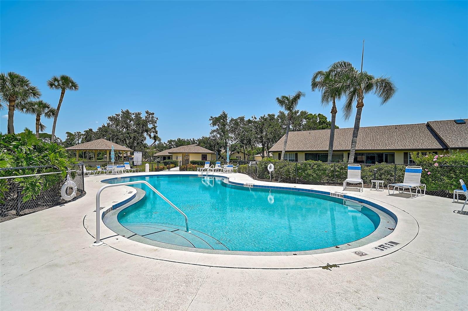 Image 38 of 45 For 7118 Lakeside Drive 7118