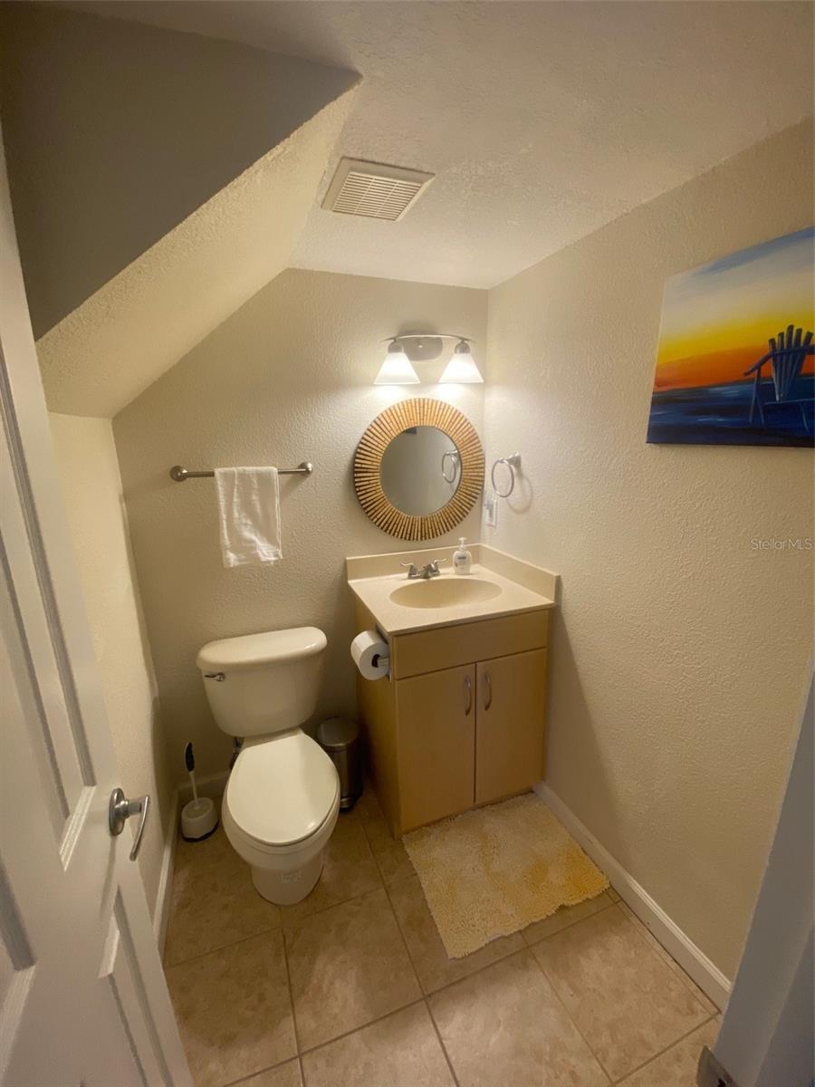 Image 15 of 15 For 960 Highland Street