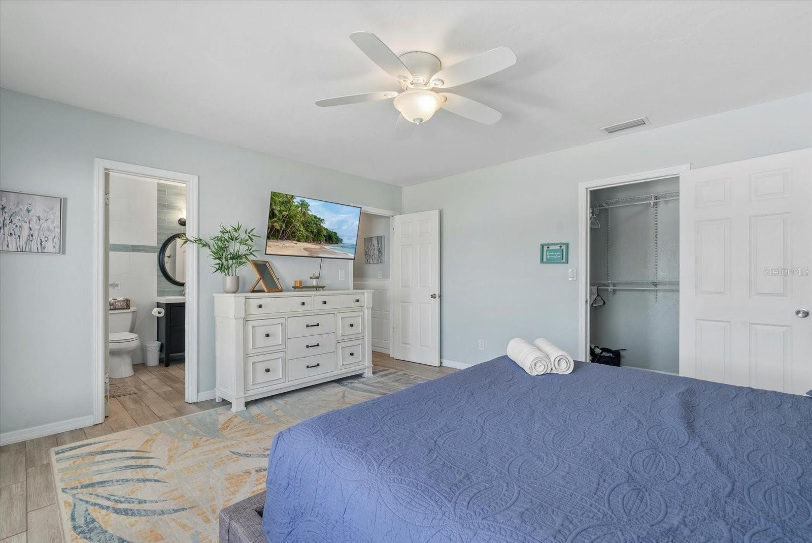 Image 24 of 51 For 4708 26th Avenue W