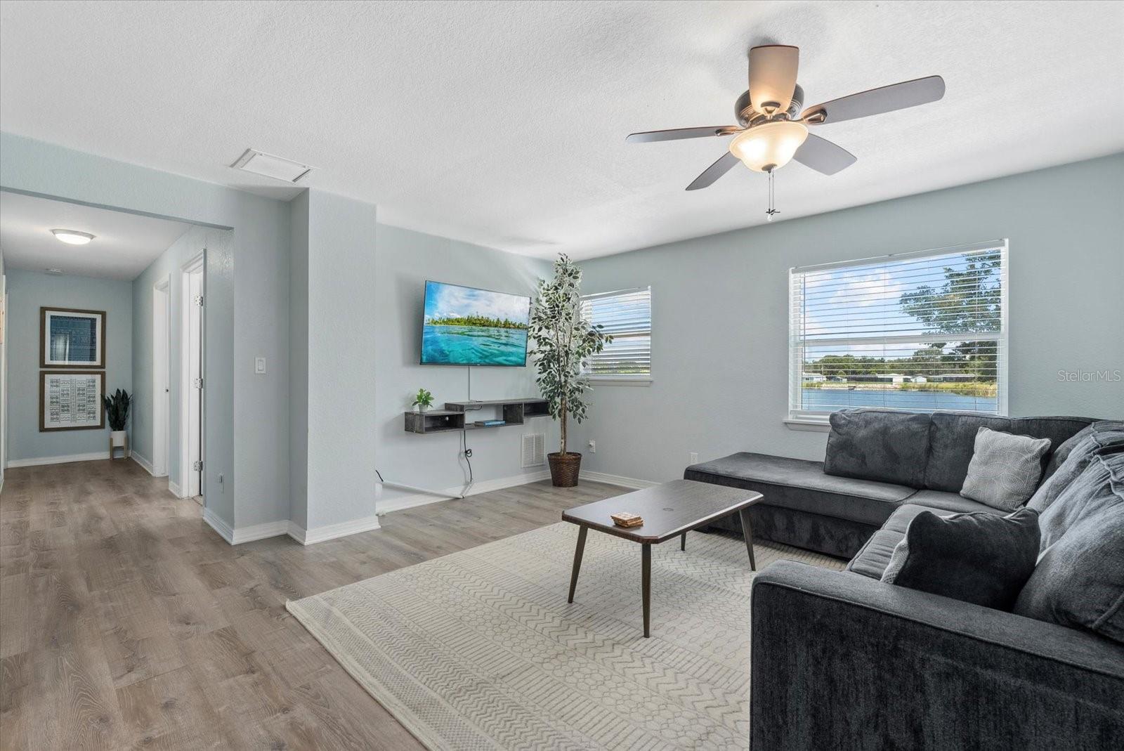 Image 31 of 51 For 4708 26th Avenue W