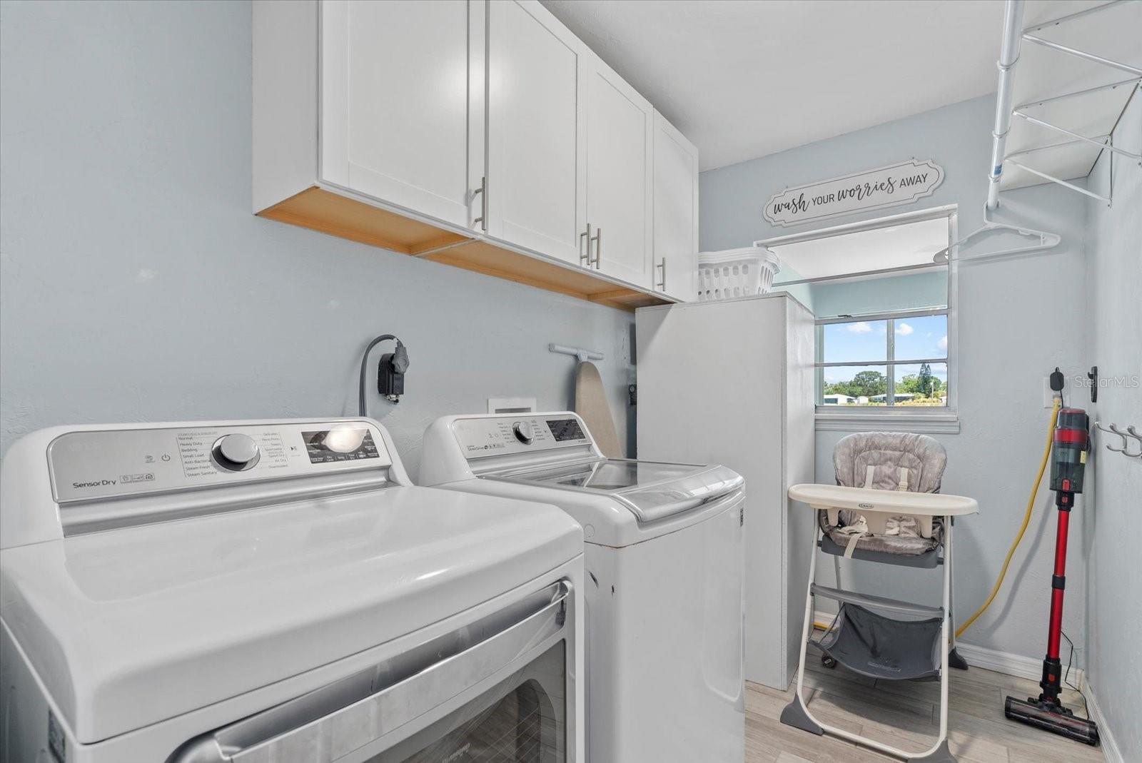 Image 36 of 51 For 4708 26th Avenue W