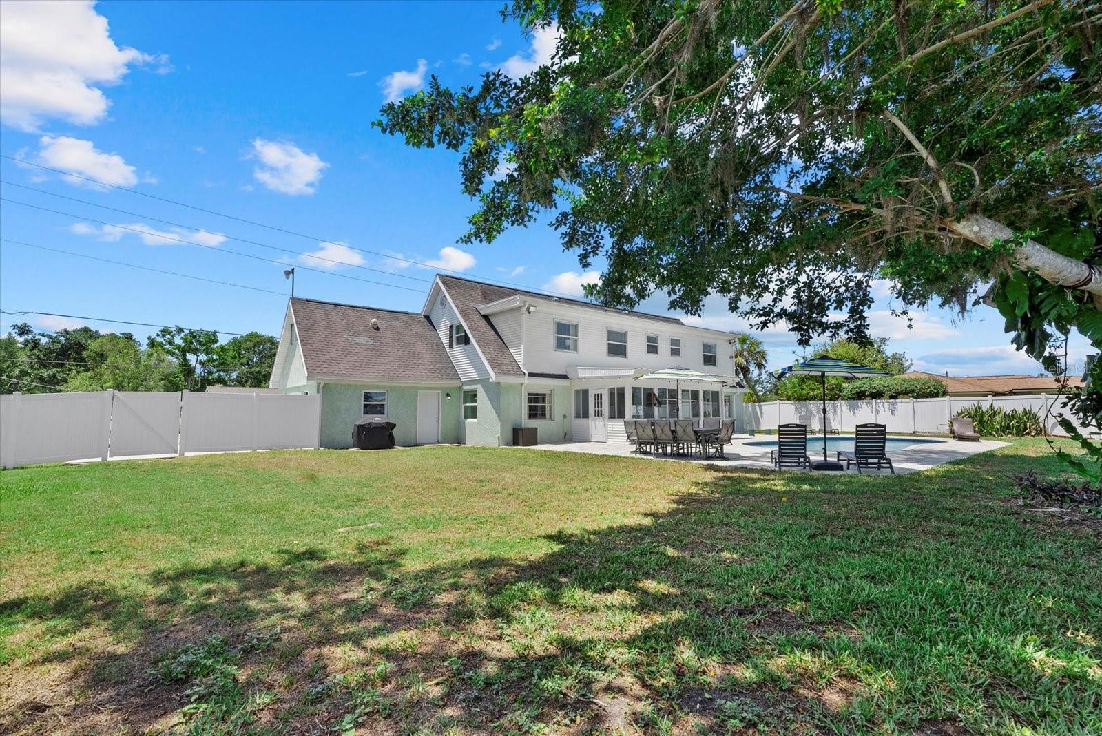 Image 41 of 51 For 4708 26th Avenue W