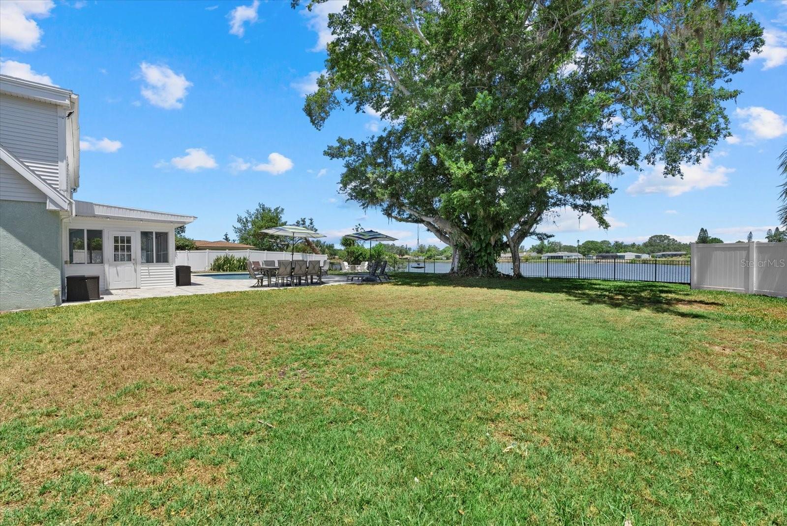 Image 42 of 51 For 4708 26th Avenue W