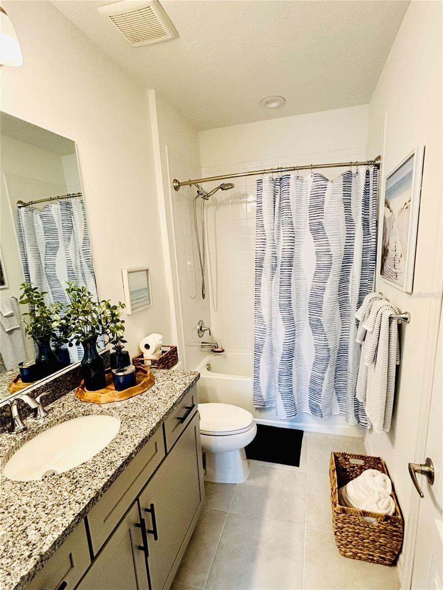 Listing photo id 2 for 11675 Bluestone Court