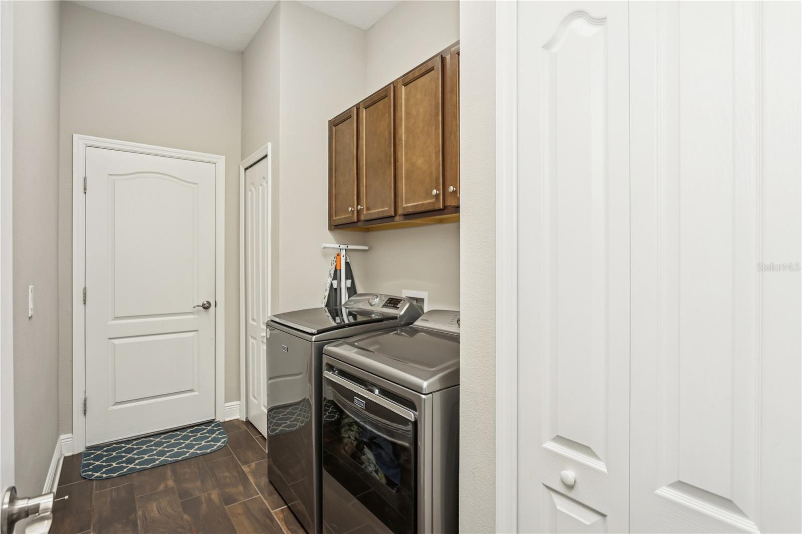 Image 25 of 56 For 13708 Old Creek Court