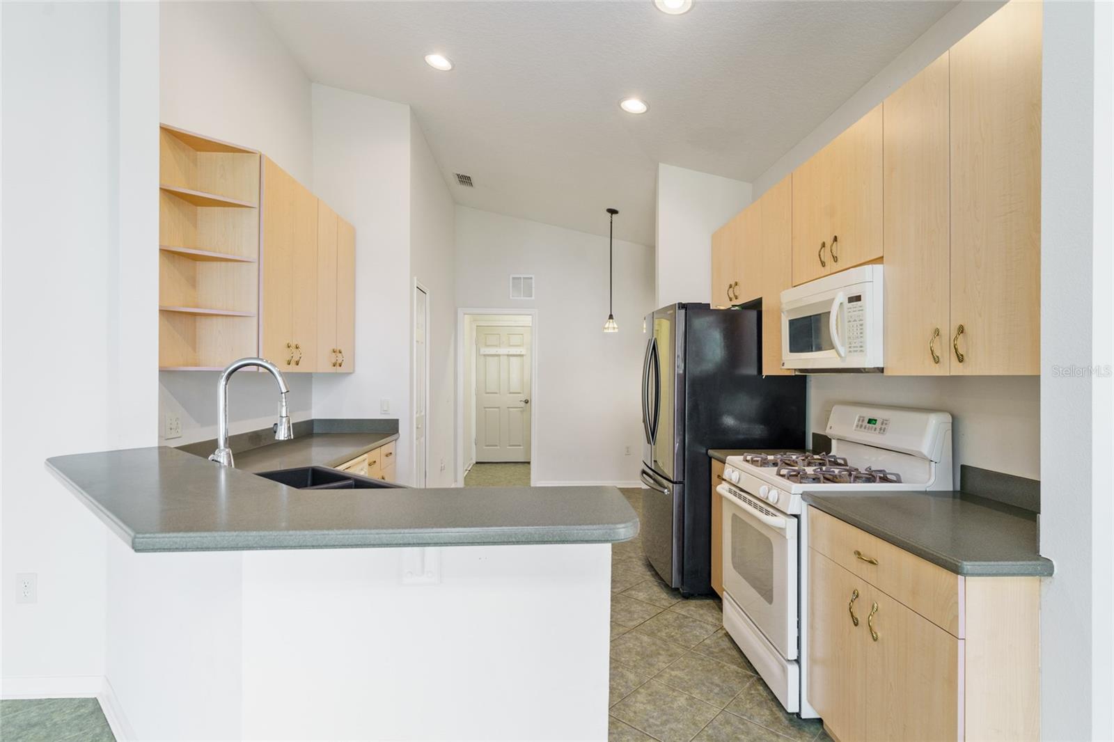 Image 5 of 33 For 777 Summit Greens Boulevard