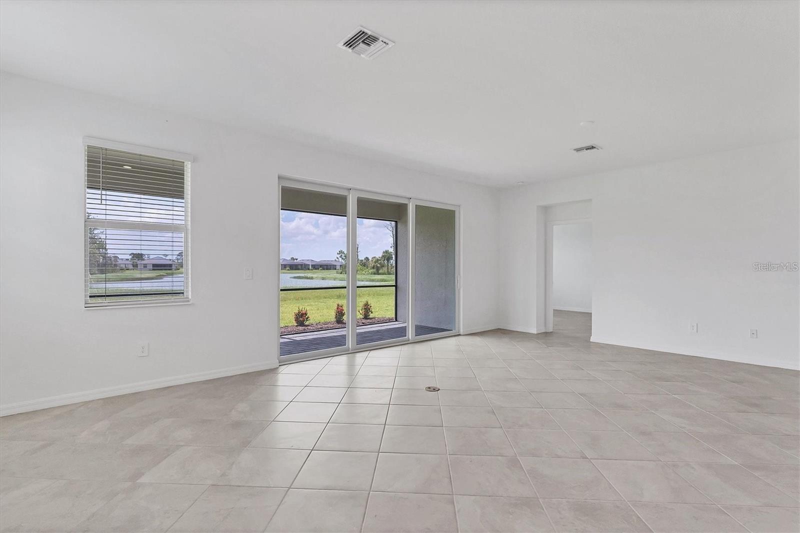 Image 12 of 53 For 19075 Cabernet Court