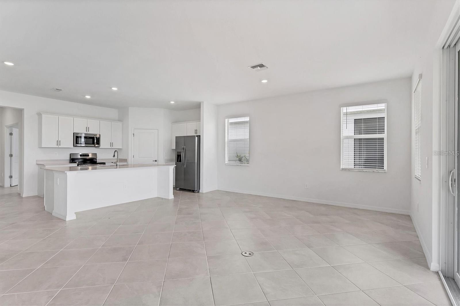 Image 14 of 53 For 19075 Cabernet Court