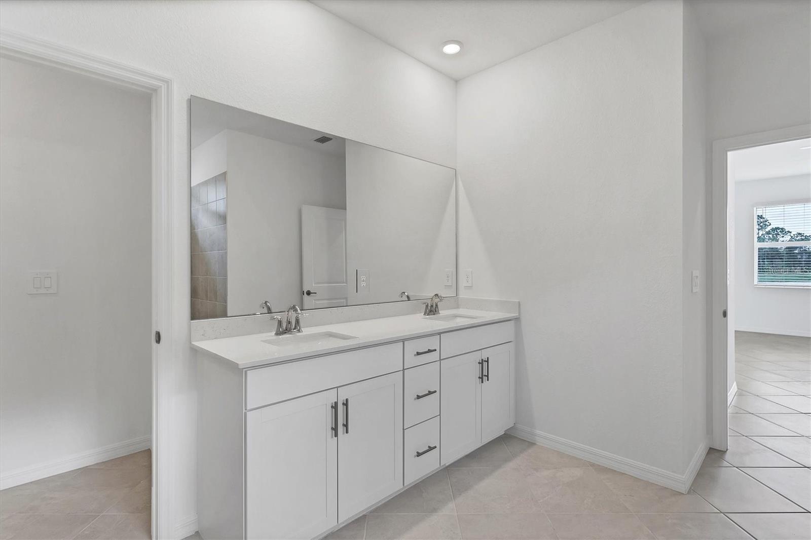 Image 21 of 53 For 19075 Cabernet Court