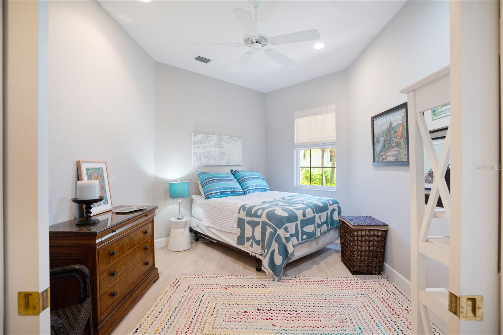 Image 18 of 43 For 7164 Rue De Palisades  5