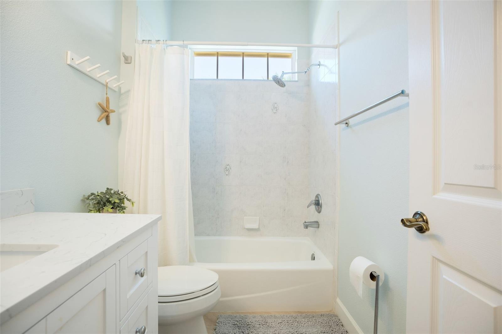 Image 23 of 43 For 7164 Rue De Palisades  5