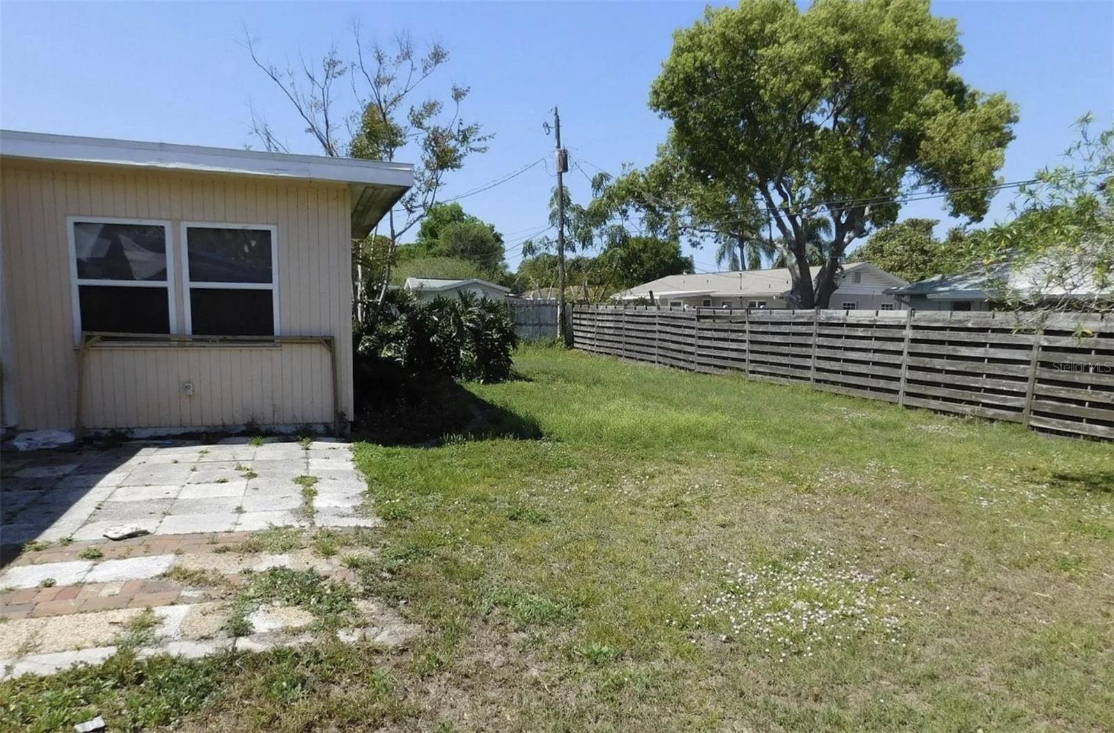 Image 16 of 16 For 2619 Sunnyside Street