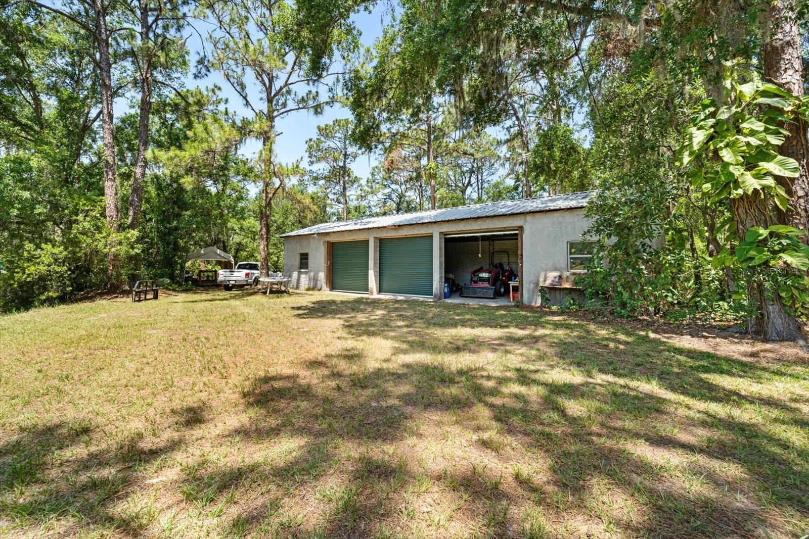 Image 50 of 68 For 13719 Seminole Trail