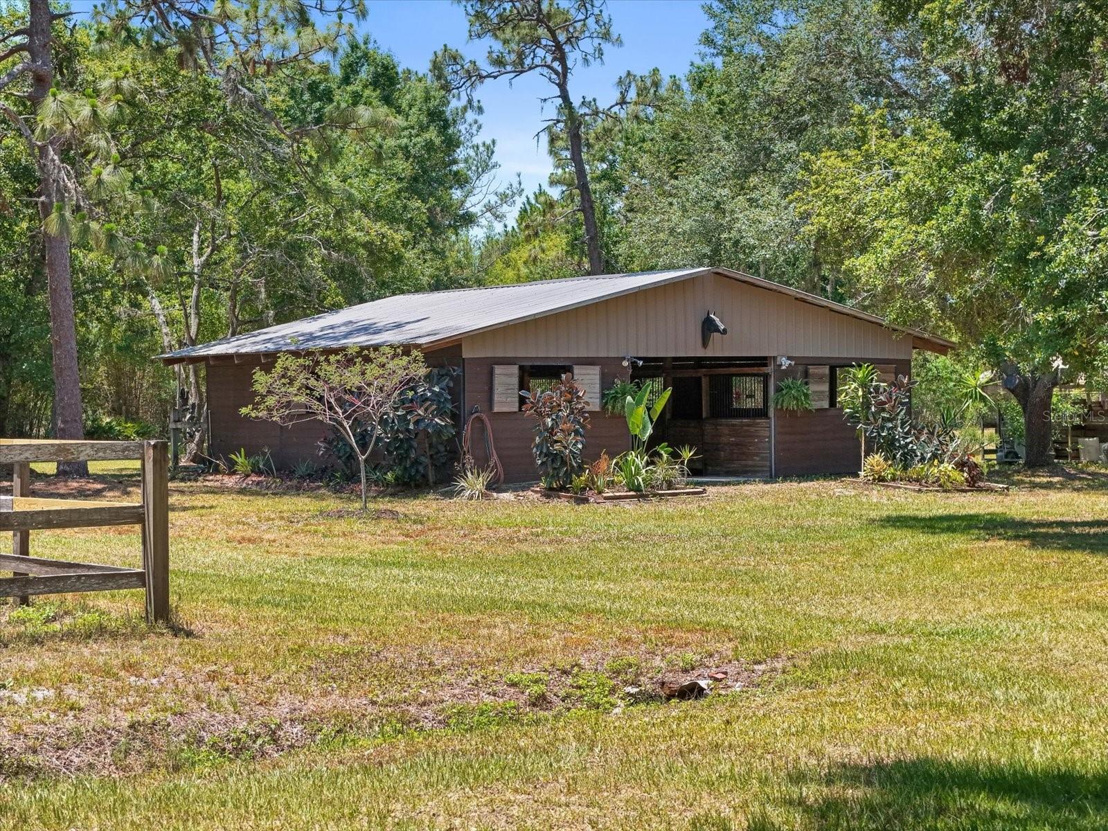 Image 58 of 68 For 13719 Seminole Trail