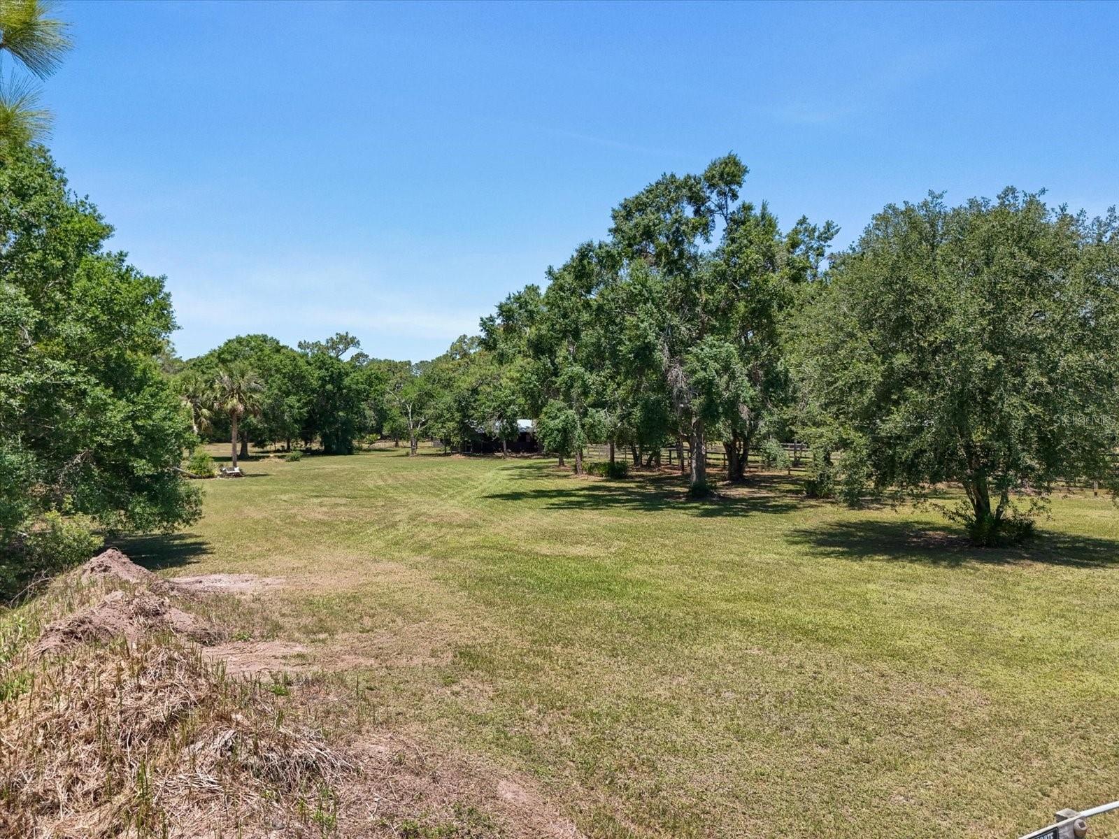 Image 62 of 68 For 13719 Seminole Trail
