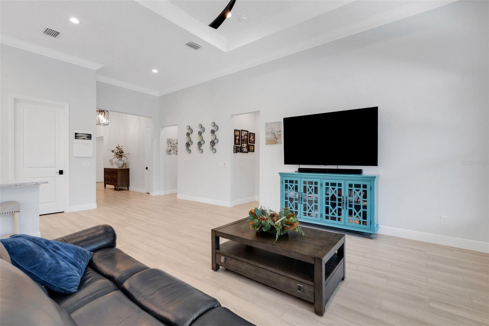 Image 10 of 62 For 204 Corelli Drive