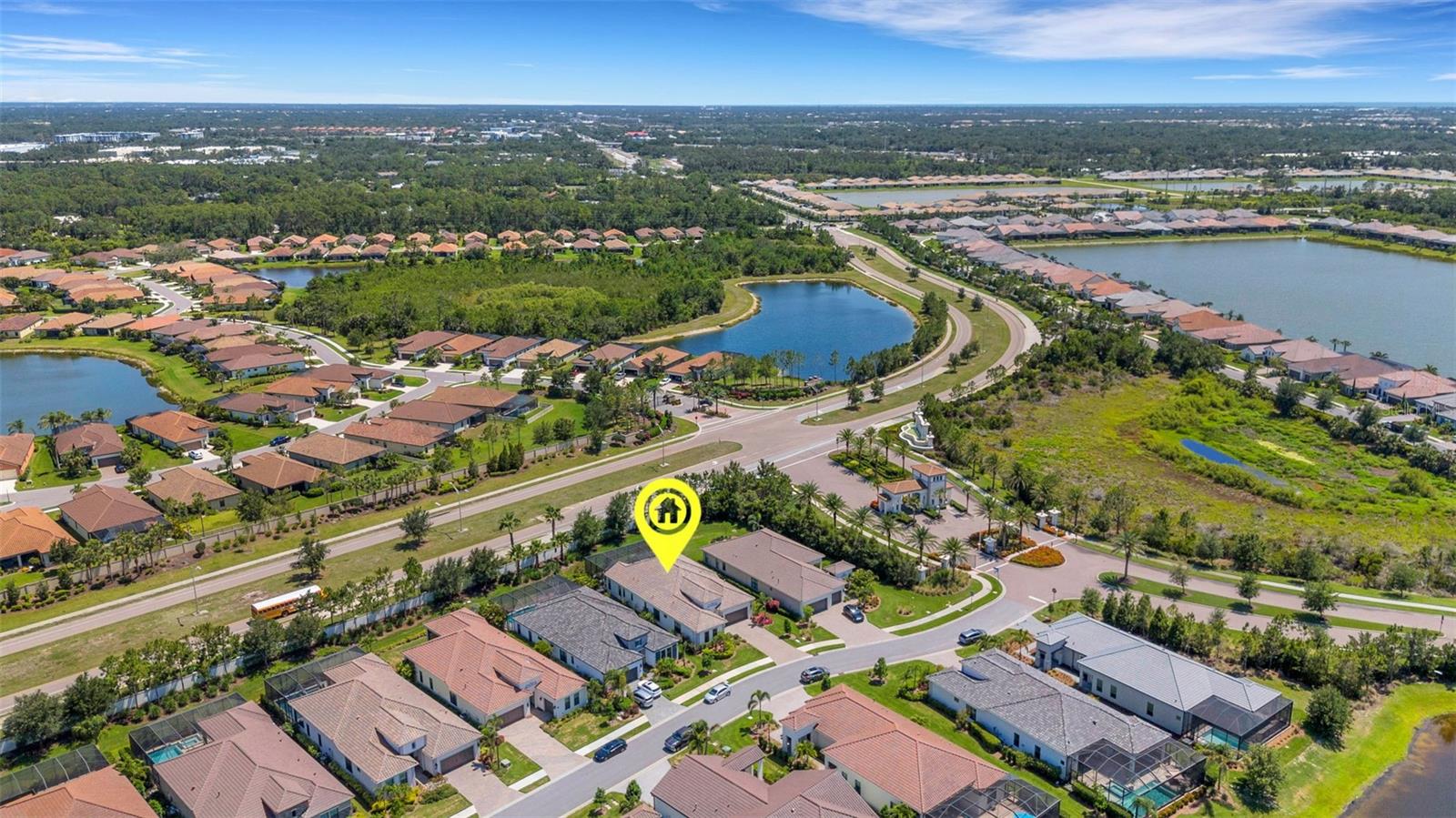 Image 11 of 62 For 204 Corelli Drive