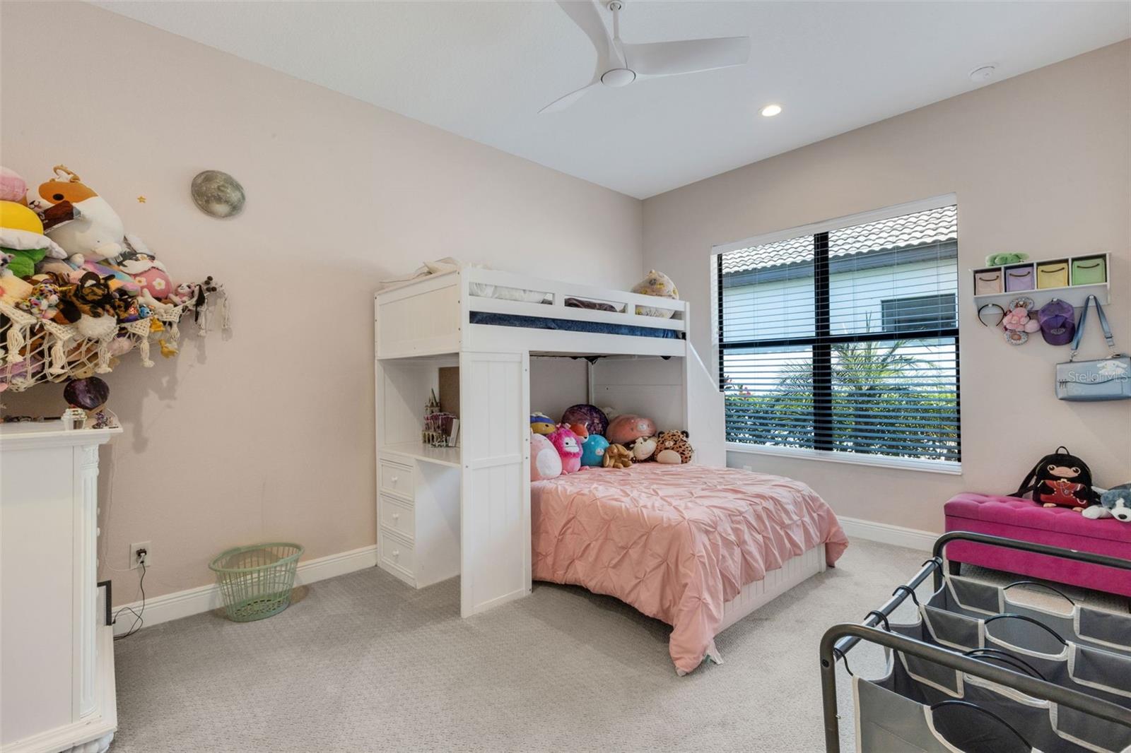 Image 22 of 62 For 204 Corelli Drive