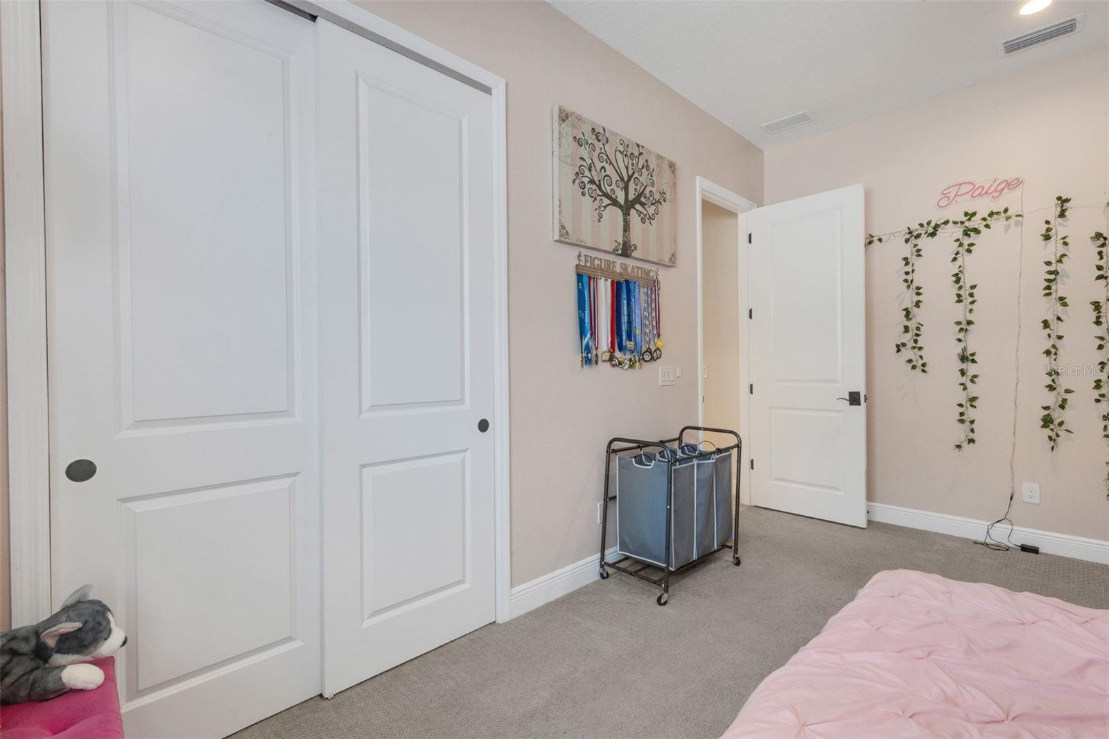 Image 25 of 62 For 204 Corelli Drive