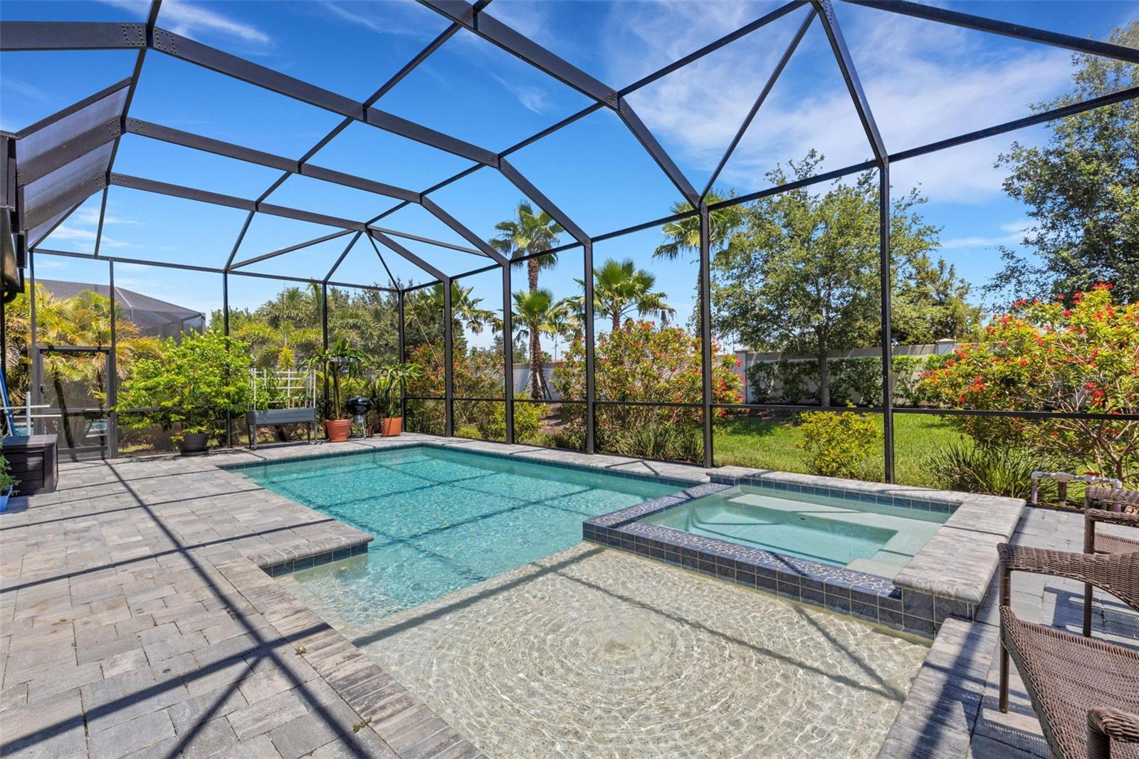 Image 28 of 62 For 204 Corelli Drive