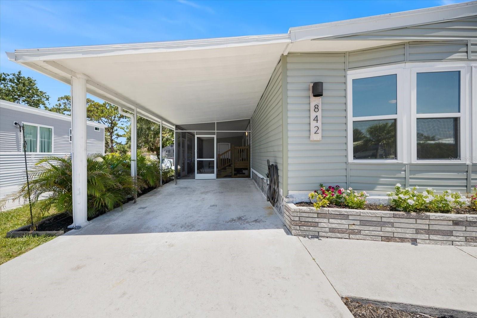 Image 3 of 77 For 842 Jolanda Circle