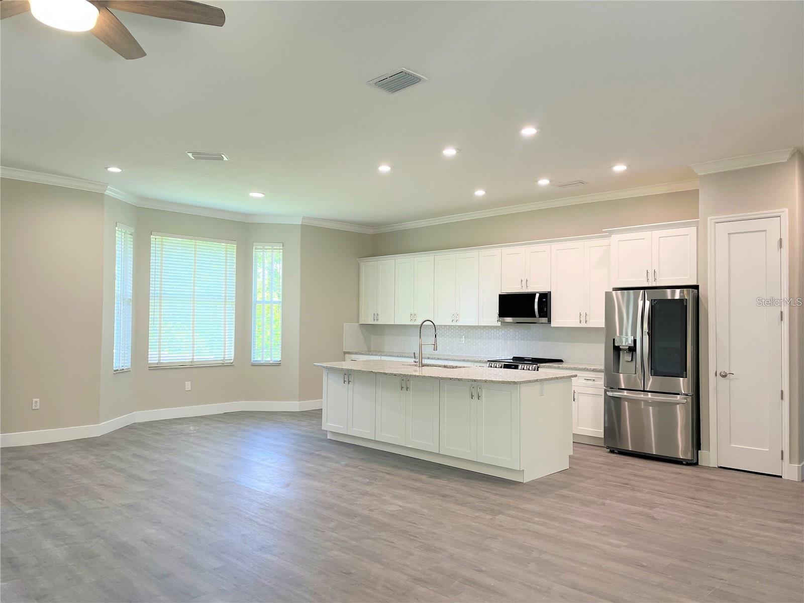 Image 7 of 29 For 814 128th Street Ne
